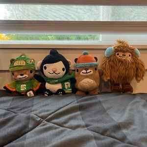 Vancouver 2010 Olympics Mascot Plush Toy Set